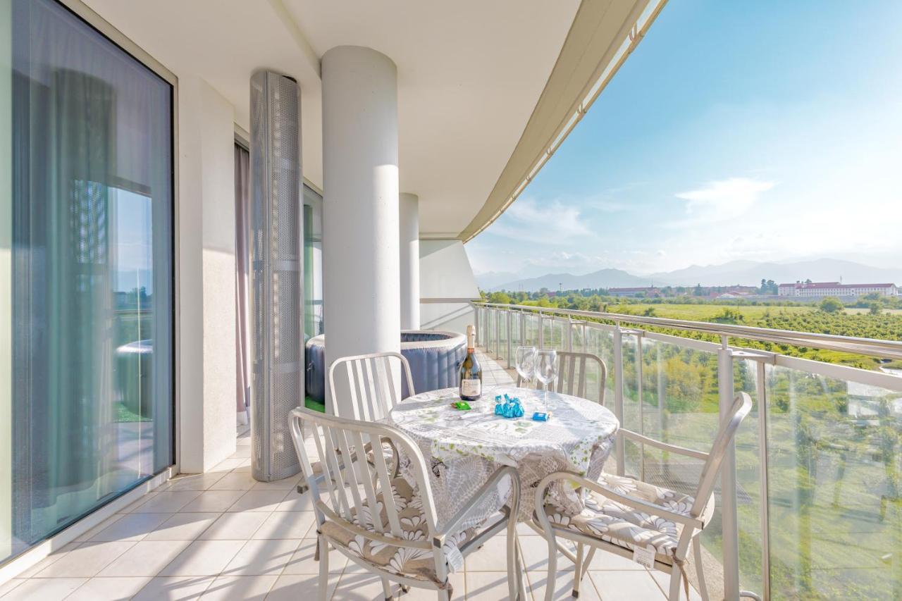 Glass House Cuneo Exterior foto